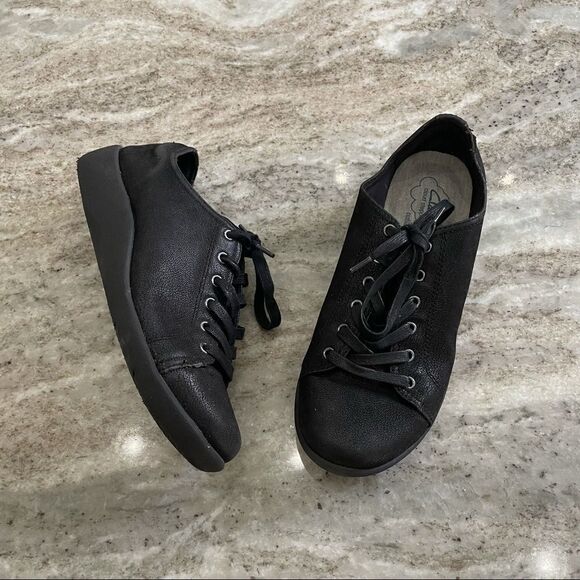 CLARKS Cloud Stepper Sneakers Size 6 - Picture 2 of 10